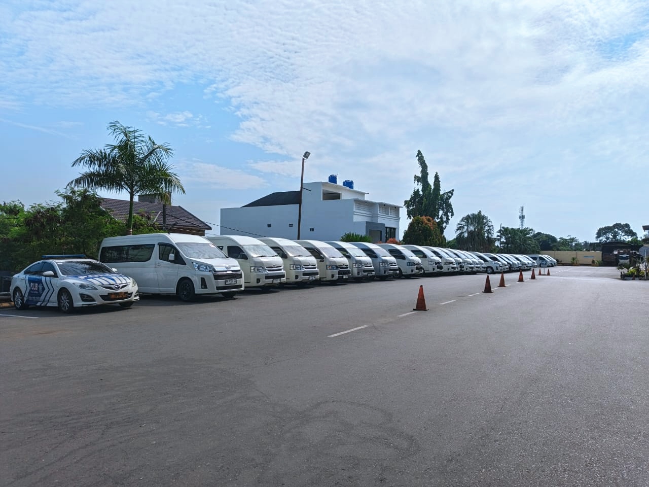 Pelayanan ZAHRAFFAMIRA Rental Mobil Event & Rombongan VIP